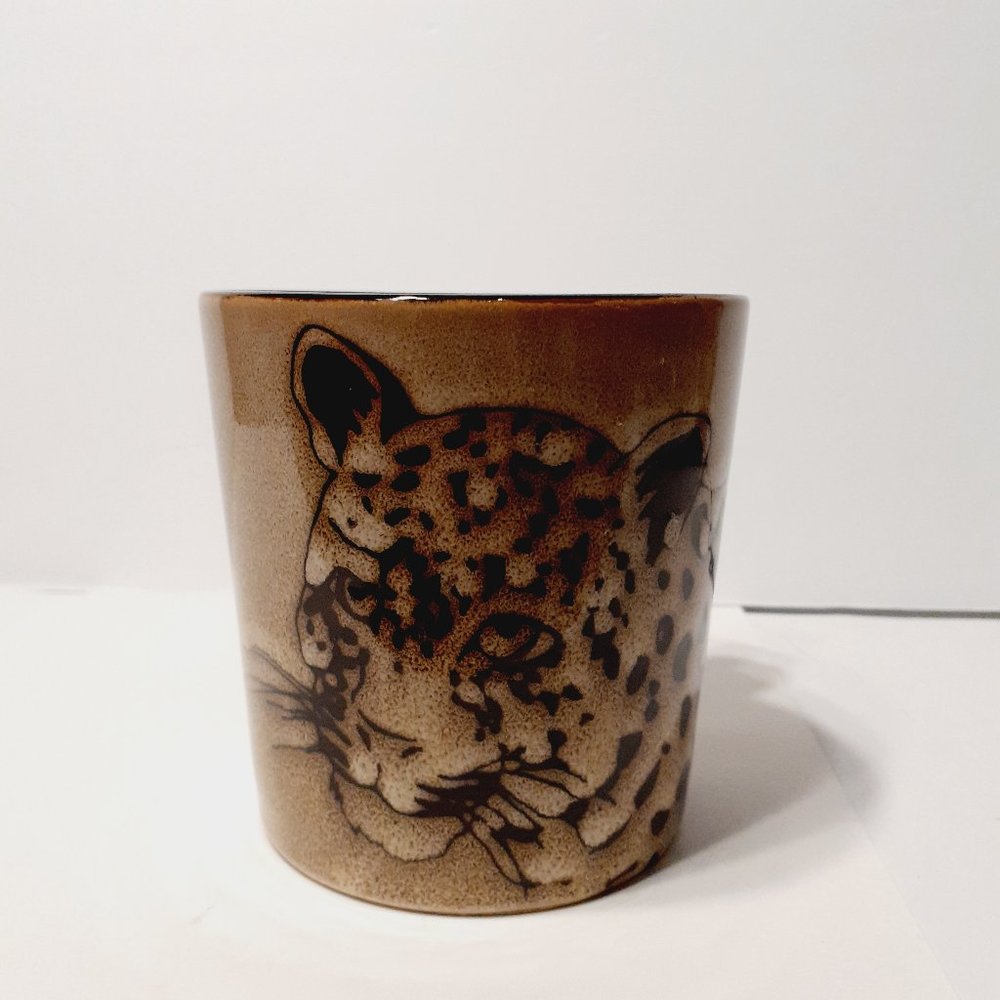 Blue Harbor Leopard Cheetah Jaguar Stoneware 18 oz Mug Excellent Shape!!